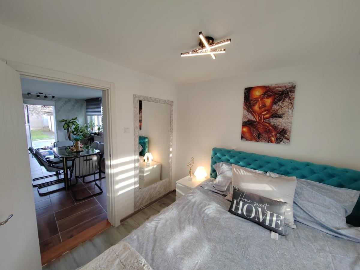 Apartament Nora 1 Sremska Mitrovica Zewnętrze zdjęcie